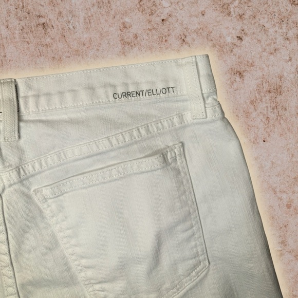 Current/Elliott Women's White Denim ‘Boyfriend’ Shorts in “Sugar” Size 27 - Picture 9 of 11